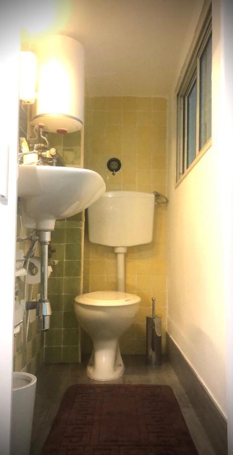 Loft 24 Bed & Breakfast Brindisi Bagian luar foto