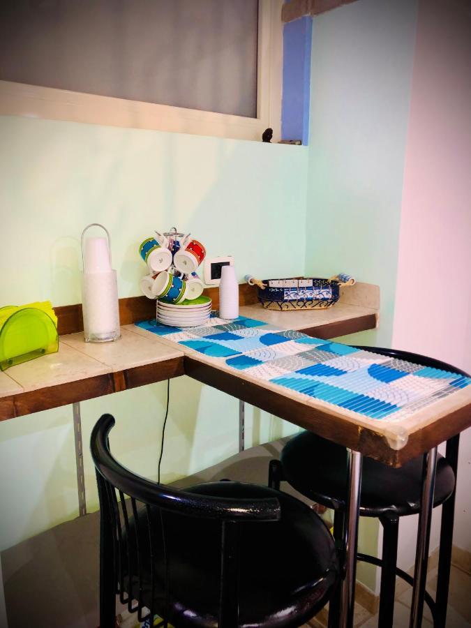 Loft 24 Bed & Breakfast Brindisi Bagian luar foto