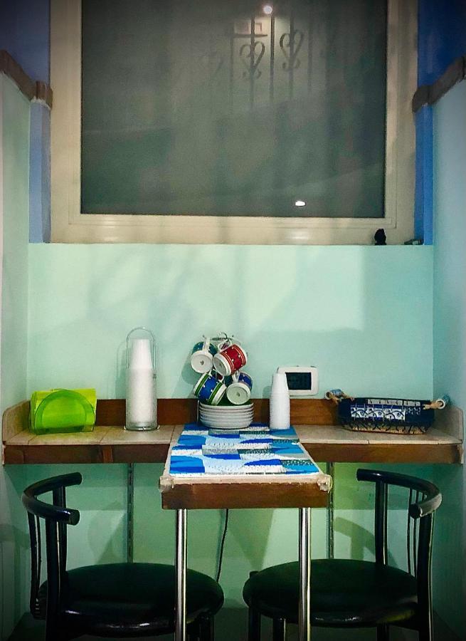 Loft 24 Bed & Breakfast Brindisi Bagian luar foto